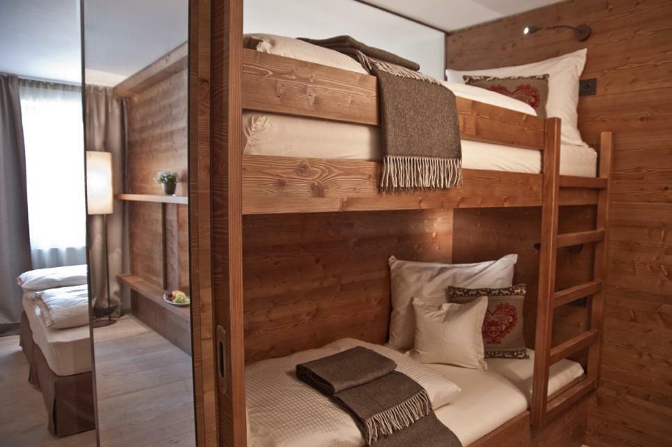 Ariston Dolomiti Residence Dobbiaco Extérieur photo
